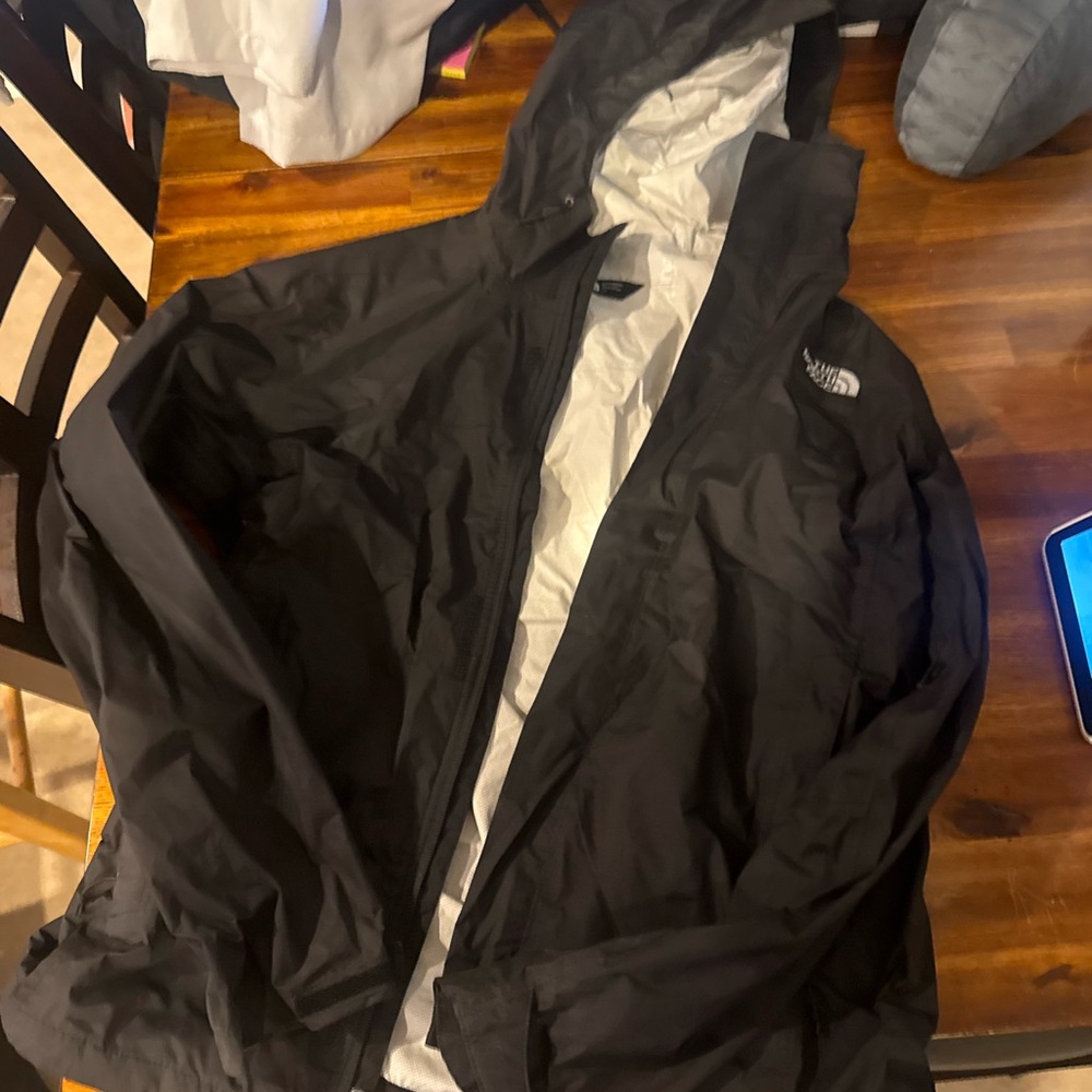 The North Face Men's Black Raincoat